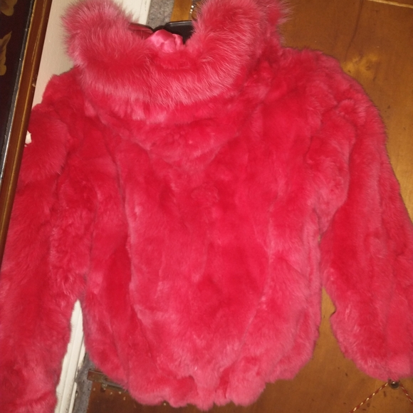 Gently used 100% Rex rabbit fur bomber jacket with hood - Picture 2 of 6